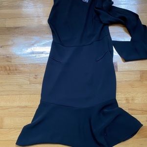 Black sleeveless dress